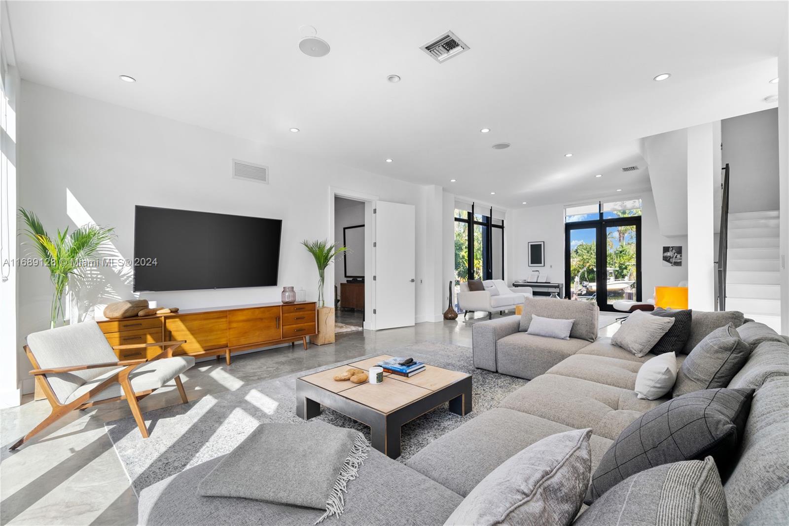 EVENINGSIDE - Residential