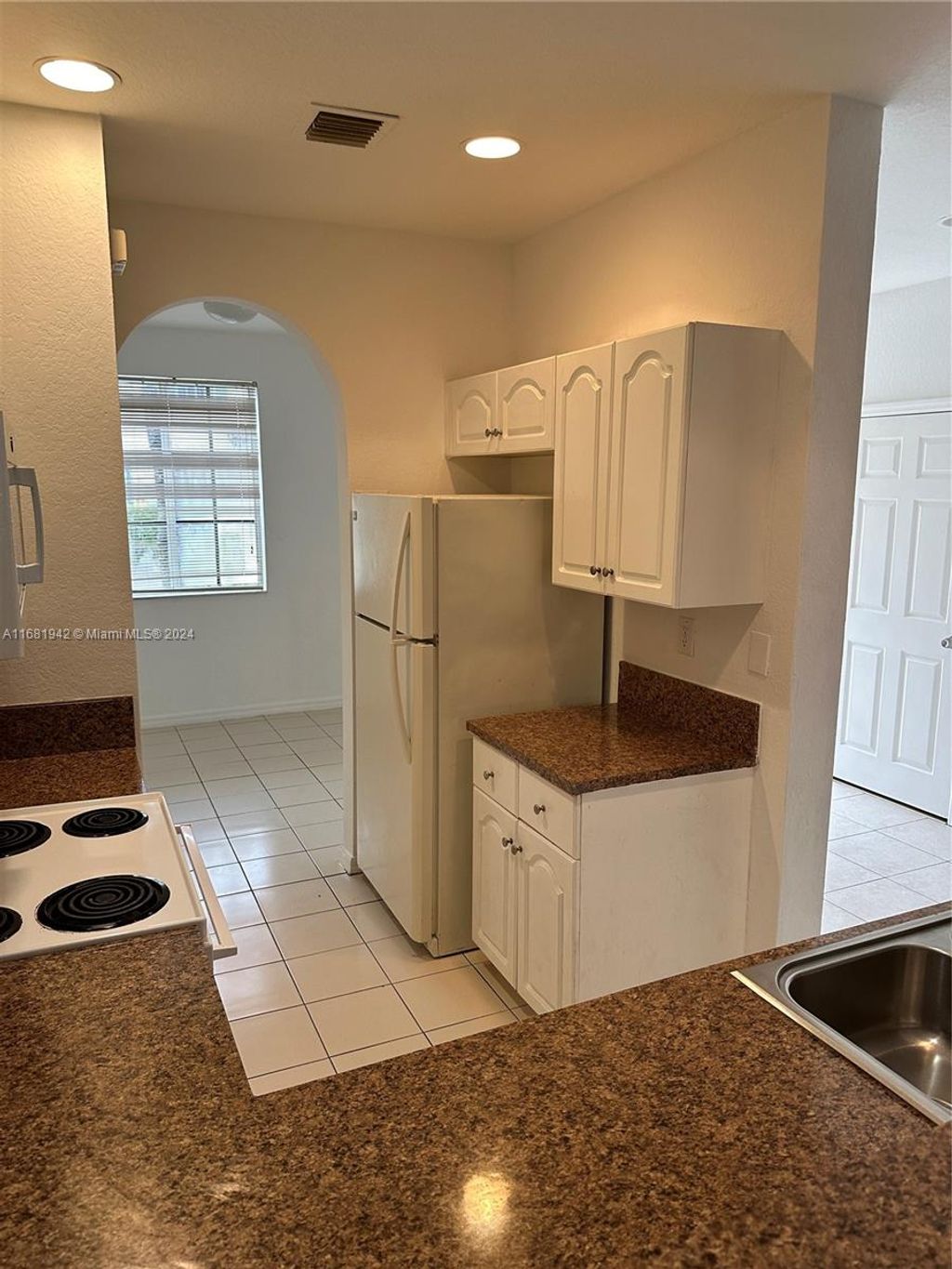 Photo of 6034 SW 19th St #6034, North Lauderdale, FL 33068 (MLS # A11681942)