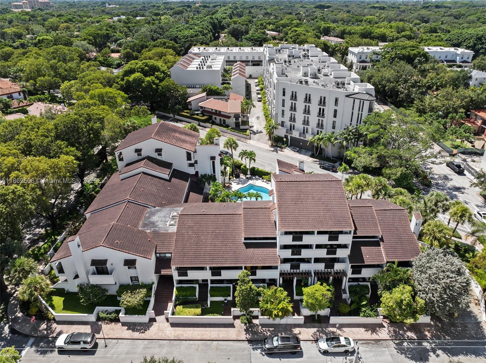 BILTMORE COURT VILLAS - Residential