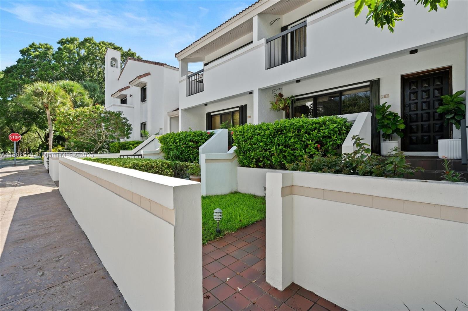BILTMORE COURT VILLAS - Residential