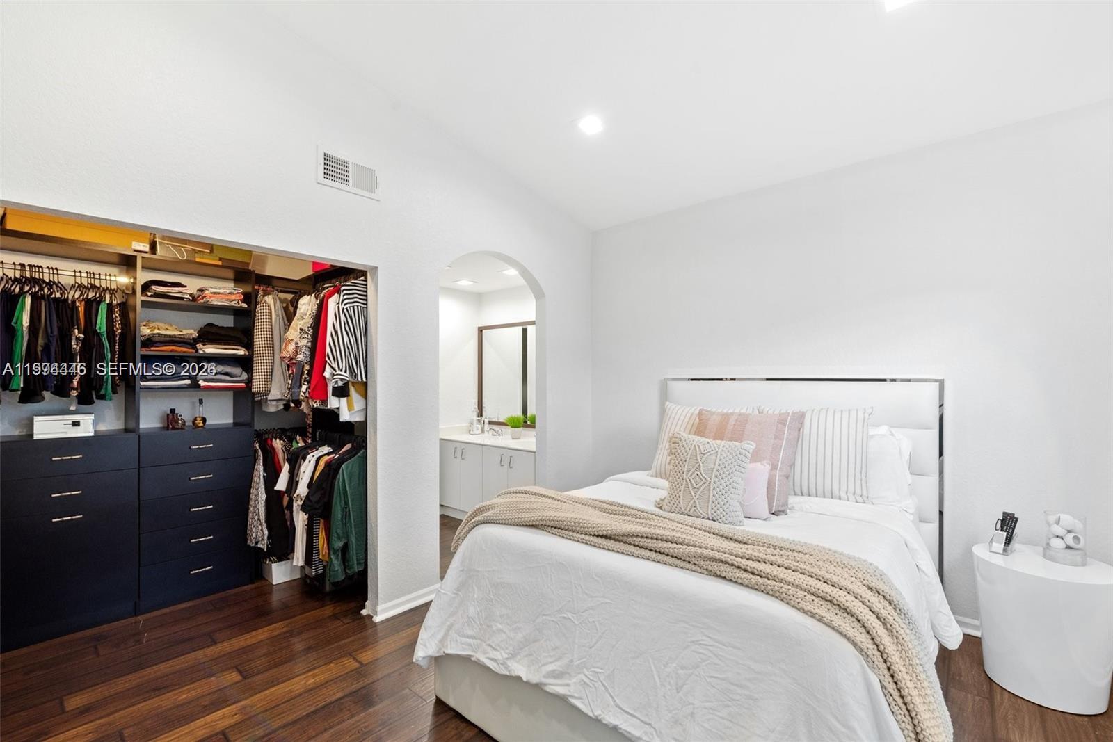 PARCEL D AT SUNSET LAKES - Residential Lease