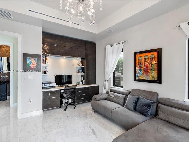 EASTERN SHORES 1ST ADDN - Residential
