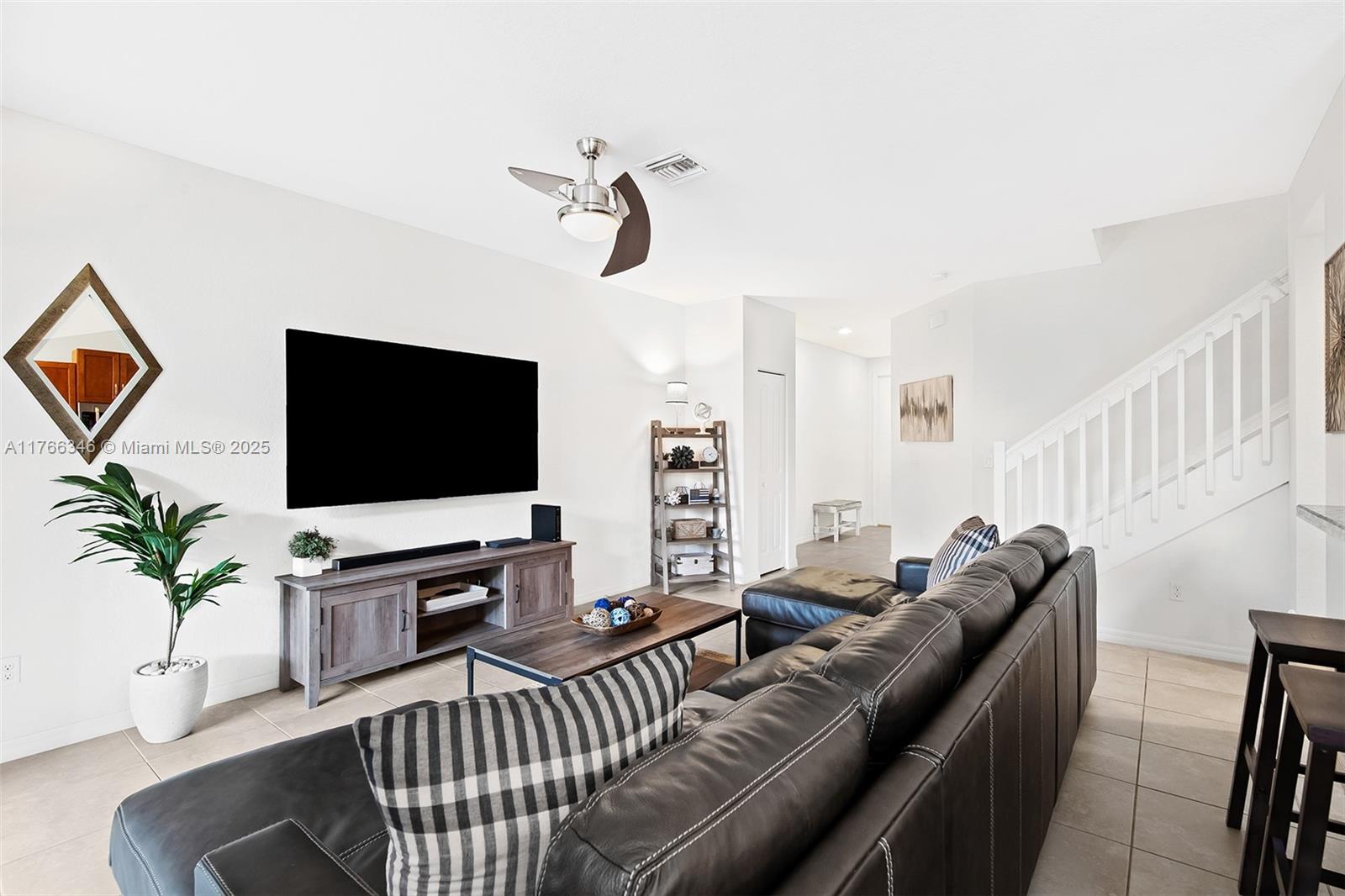 166 Gramercy Square Dr