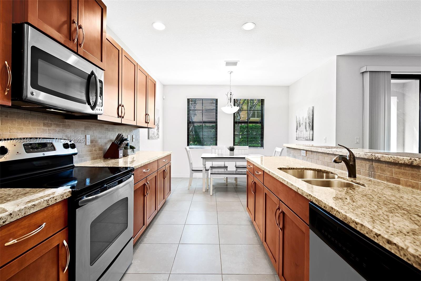 166 Gramercy Square Dr