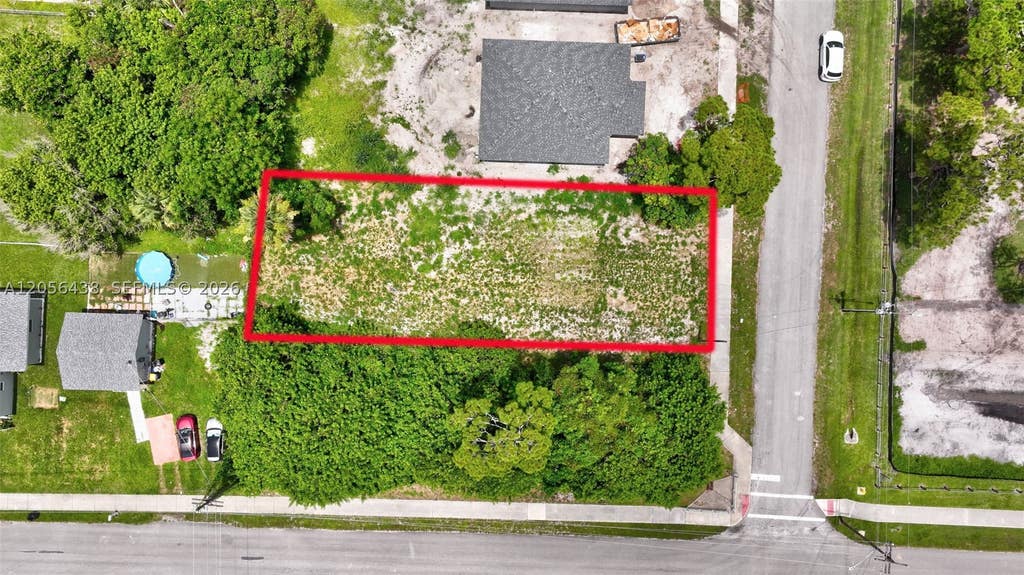Photo of 5684 SE 45th Ave, Stuart, FL 34997 (MLS # A12056438)