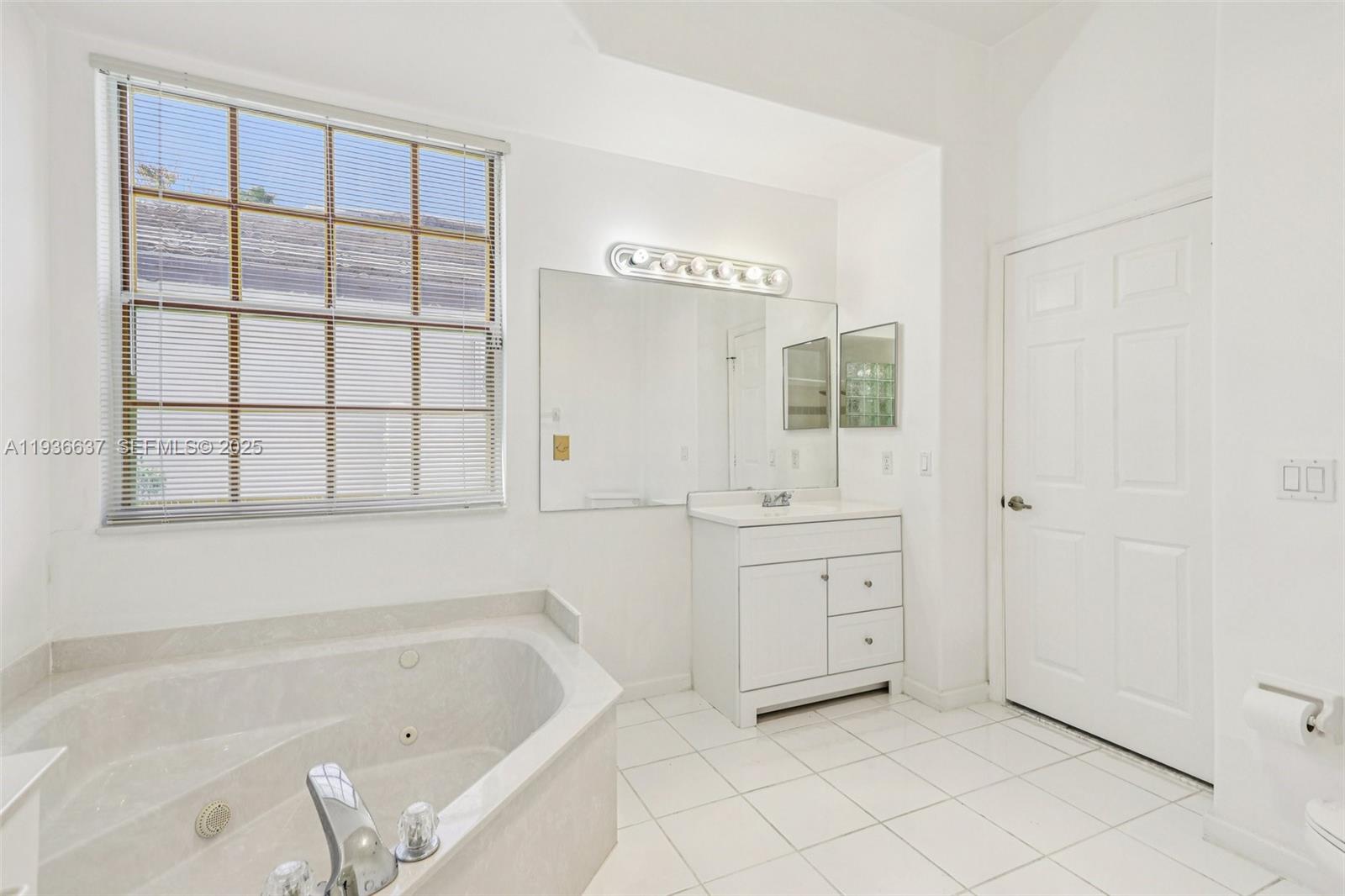 Crystal Bay - Residential