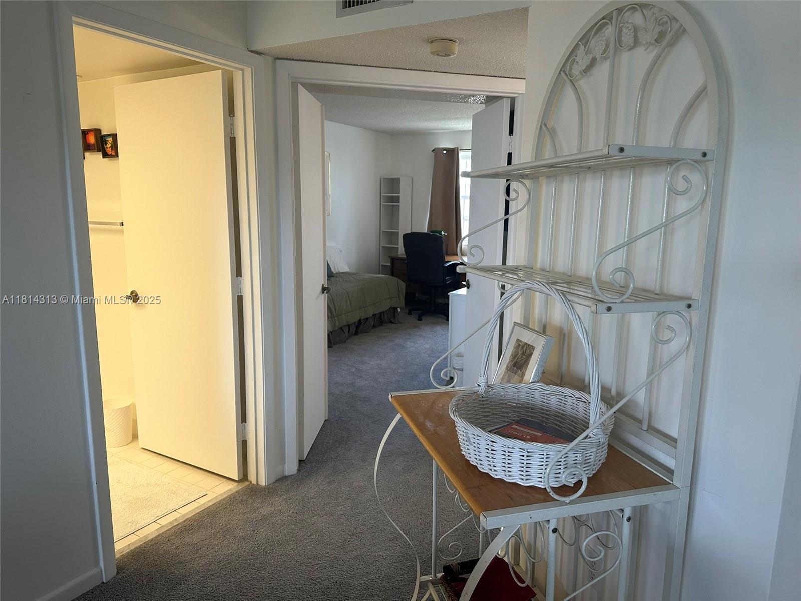 KEYS GATE CONDO NO SEVEN - Residential Lease