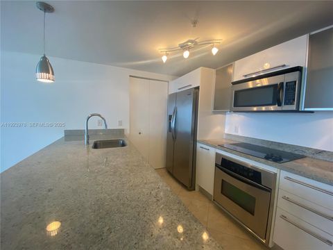 185 SW 7th St 3607 Miami FL 33130