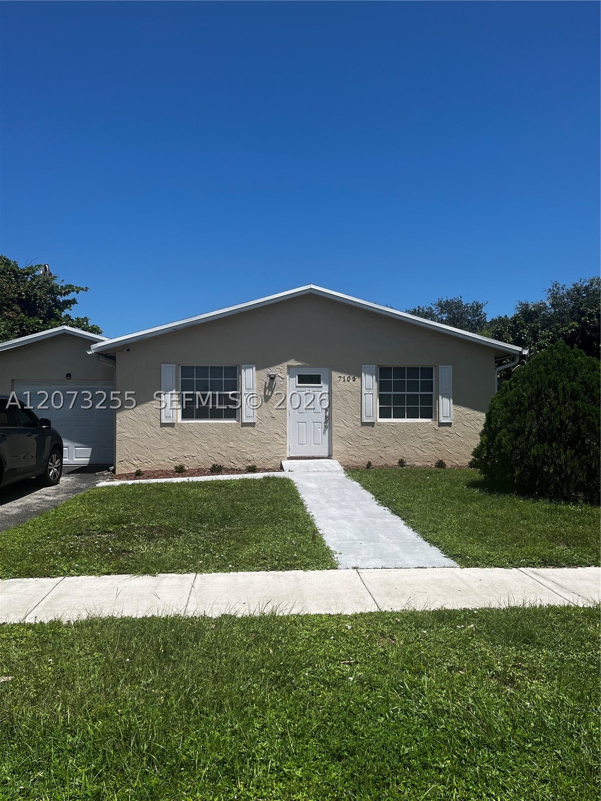 7103 SW 3rd Ct