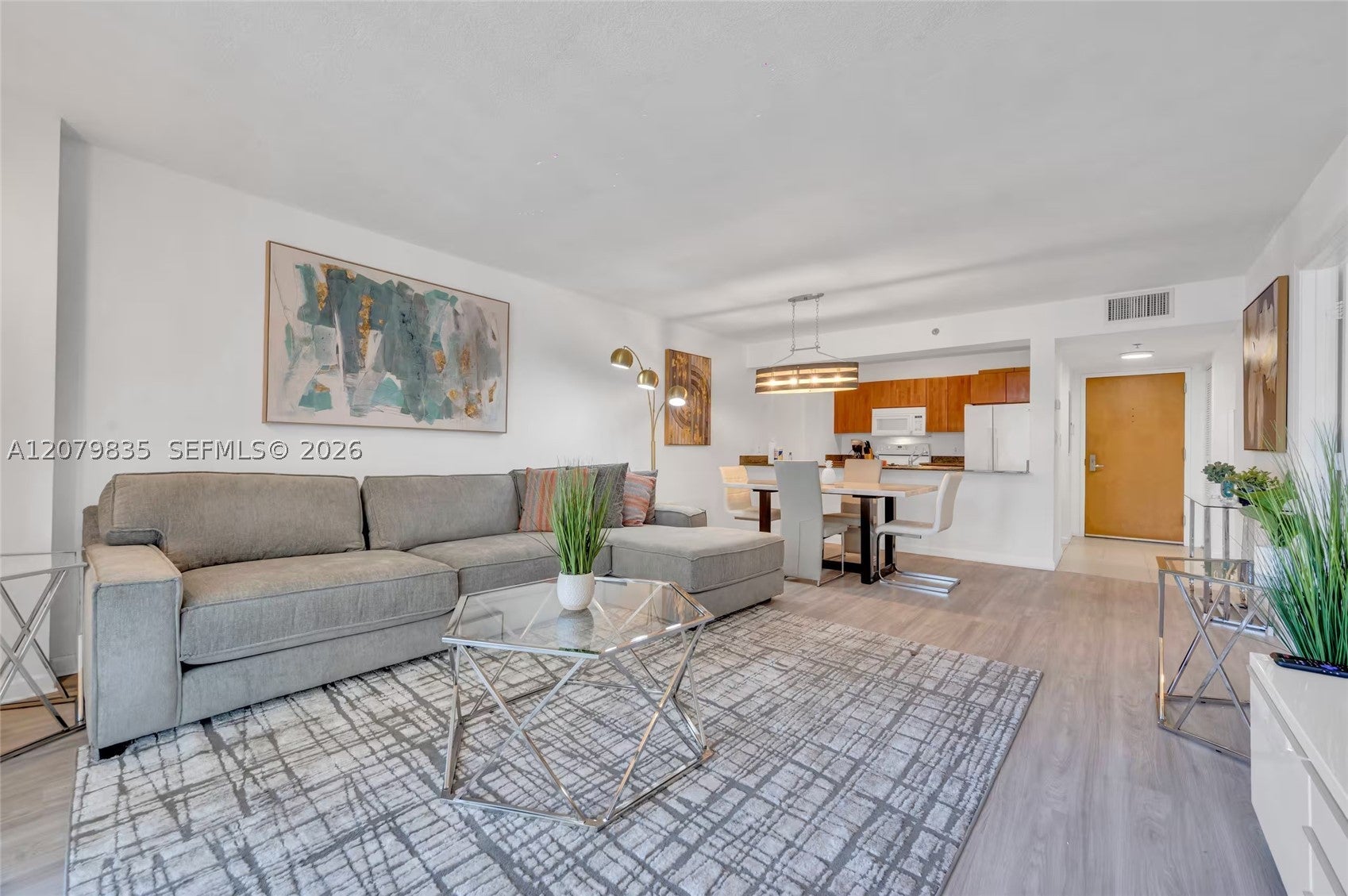 1200 Brickell Bay Dr 2904