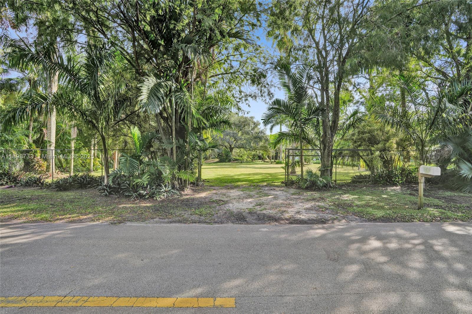 14270 SW 20th Street