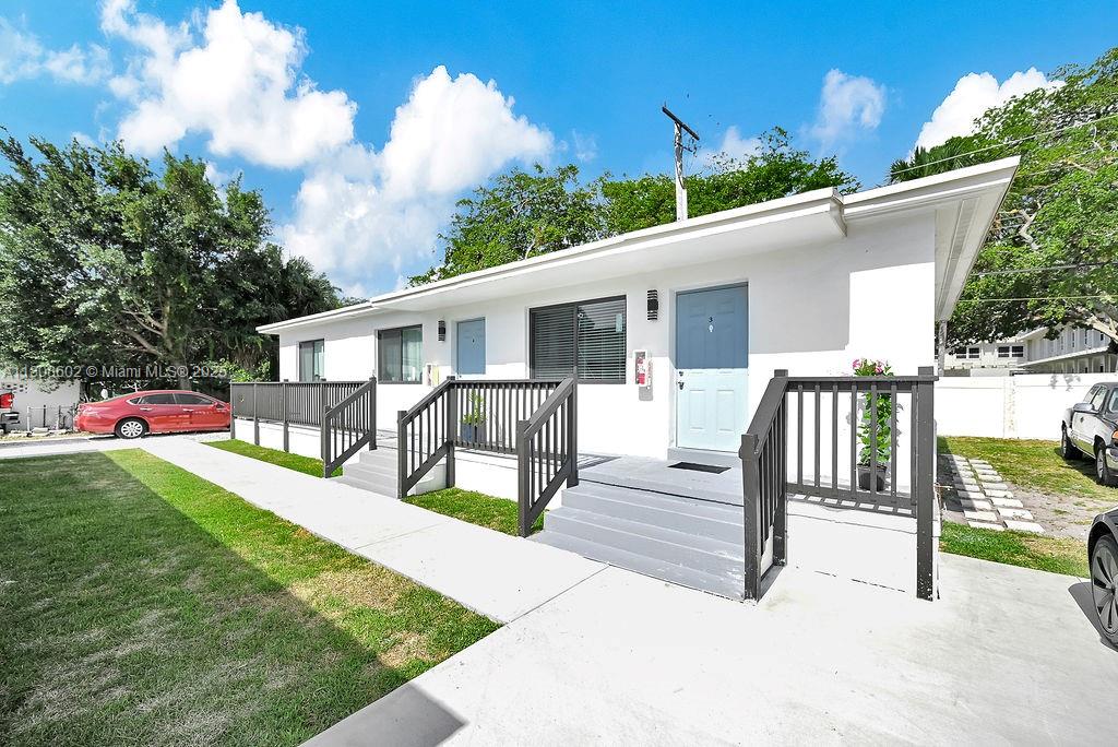 12400 NE 11th Ct