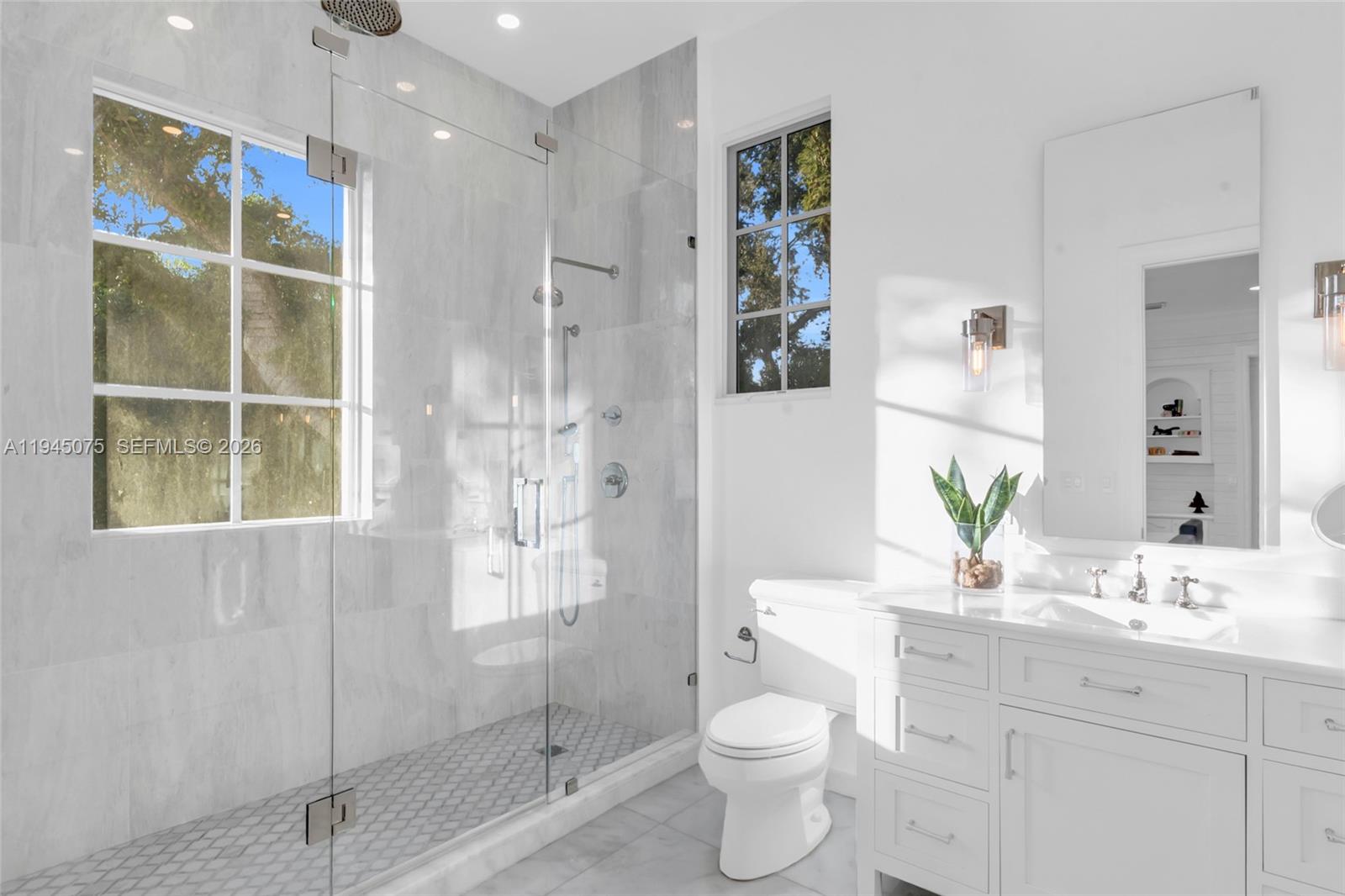 STONEGATE - Residential