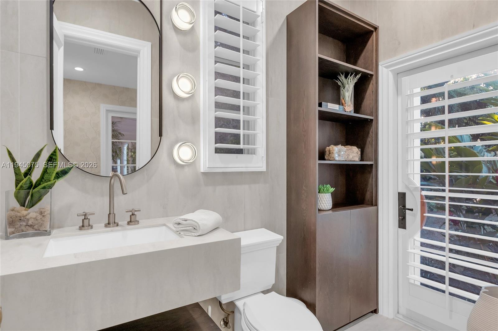 STONEGATE - Residential