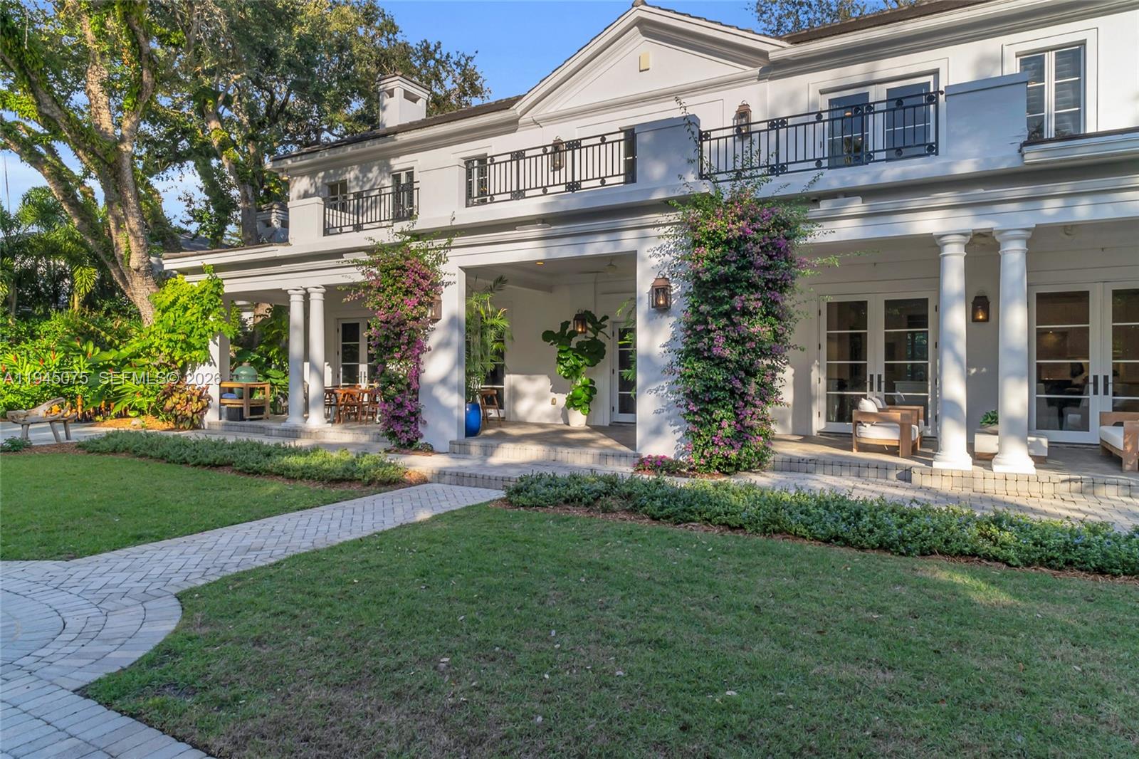 STONEGATE - Residential