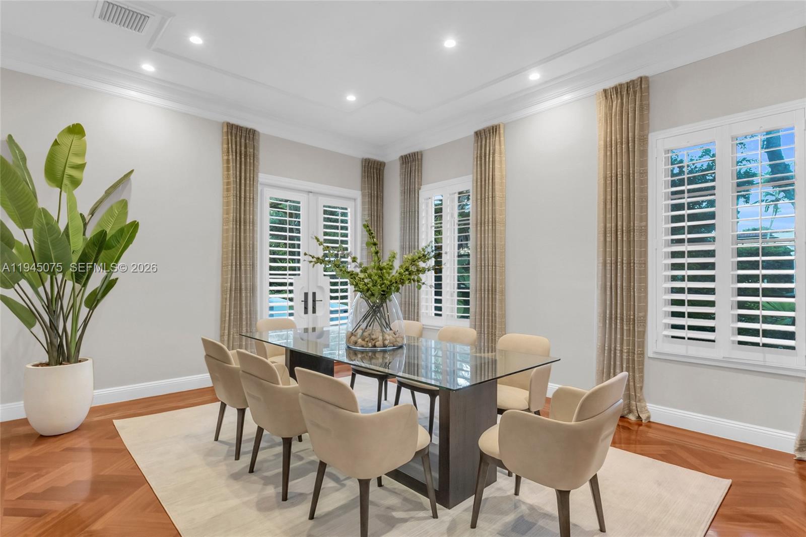 STONEGATE - Residential