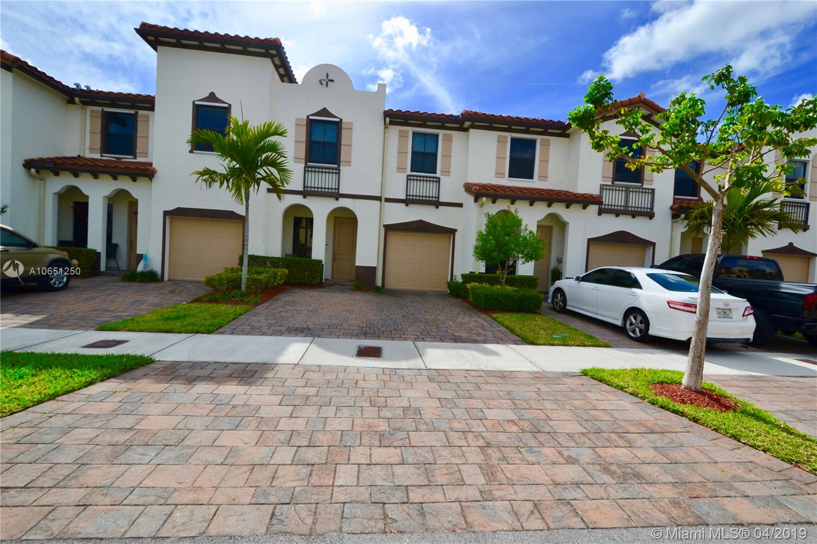 VENETIAN PARC WEST - Residential