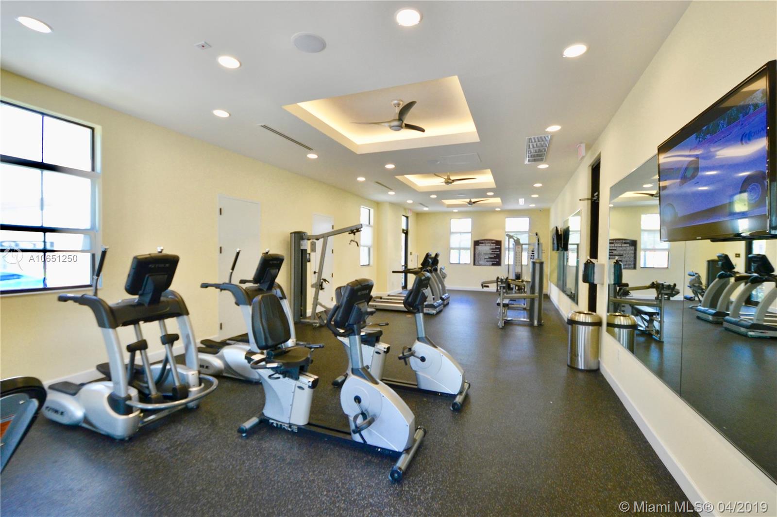VENETIAN PARC WEST - Residential