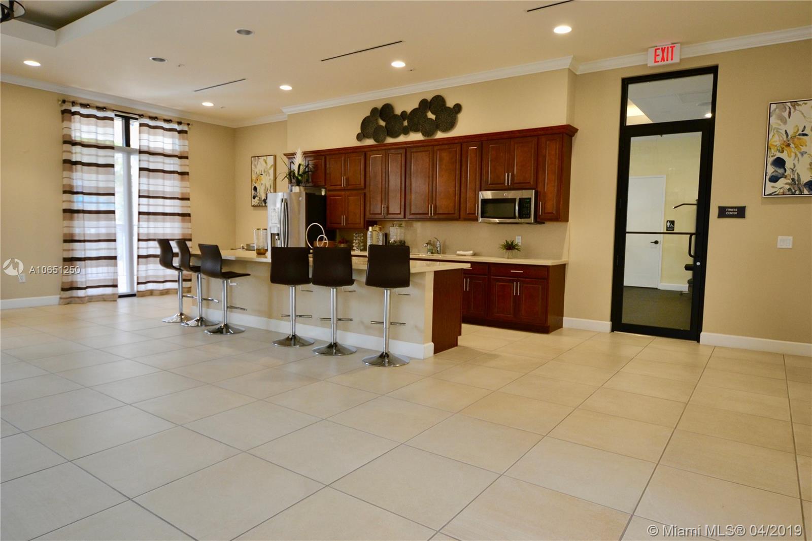VENETIAN PARC WEST - Residential