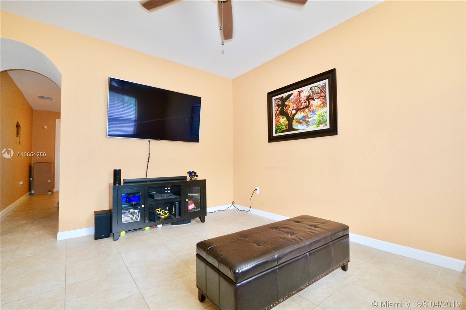 VENETIAN PARC WEST - Residential
