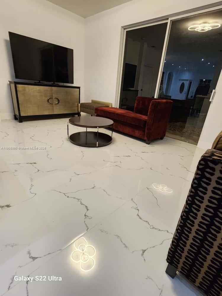 FC SUB WEST - Residential