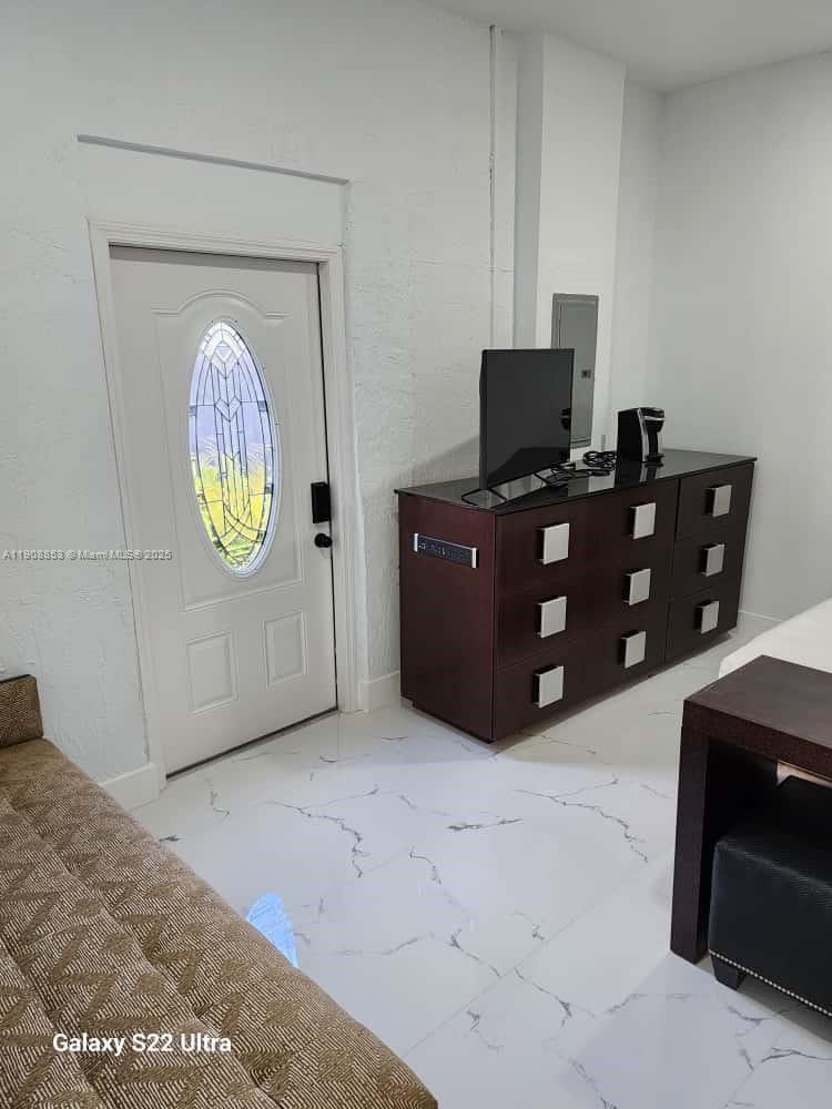 FC SUB WEST - Residential