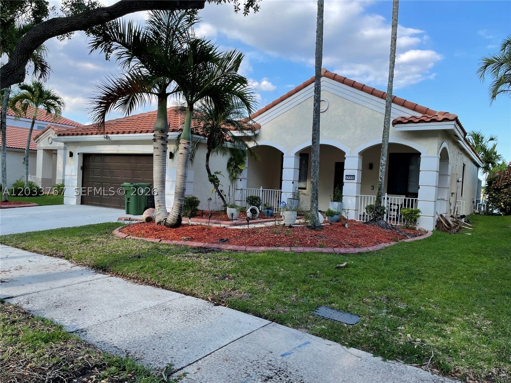 Photo of 1144 Fairfield Meadows Dr, Weston, FL 33327 (MLS # A12033767)