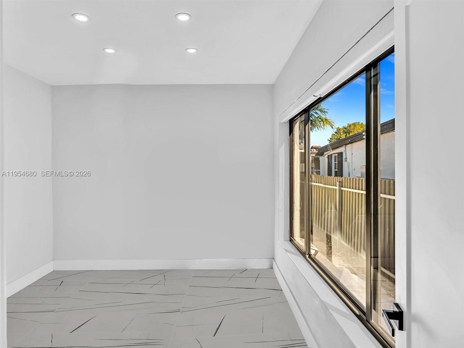 OSCEOLA GROVES - Residential