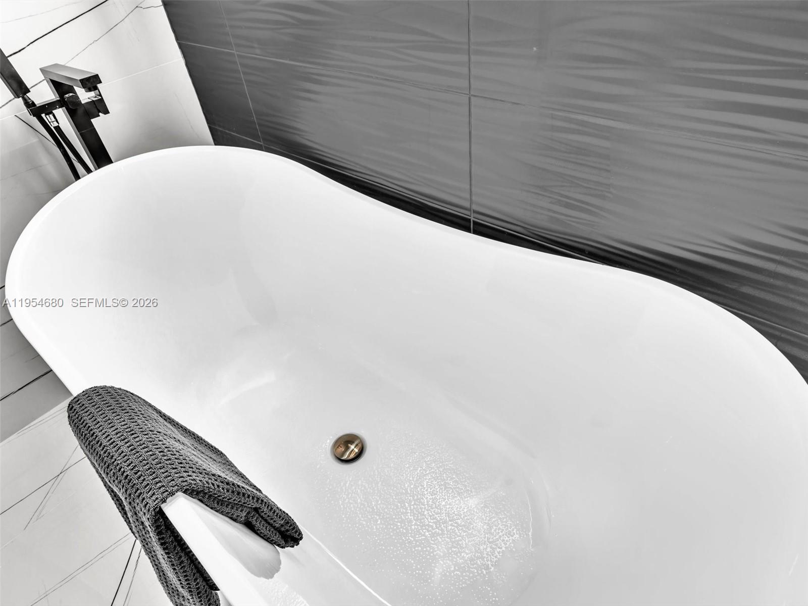 OSCEOLA GROVES - Residential