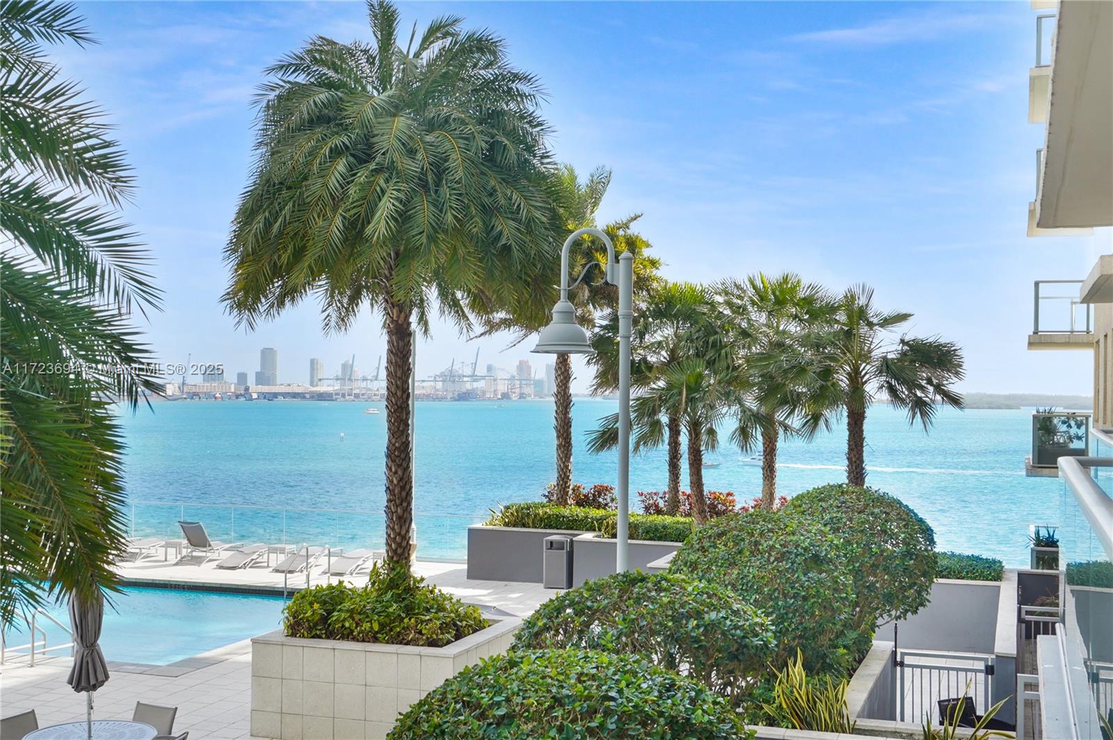 THE MARK ON BRICKELL COND - Residential