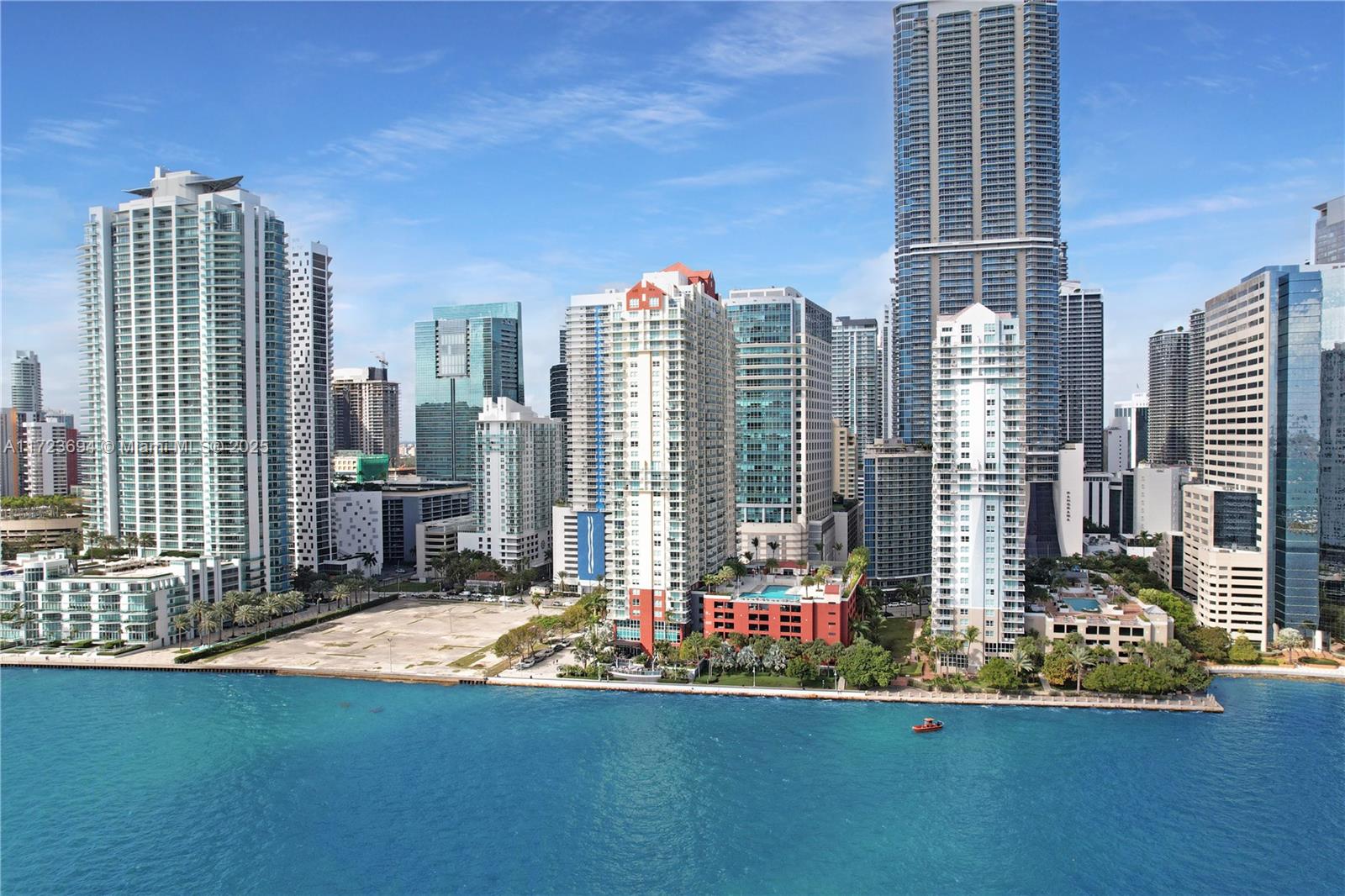 THE MARK ON BRICKELL COND - Residential