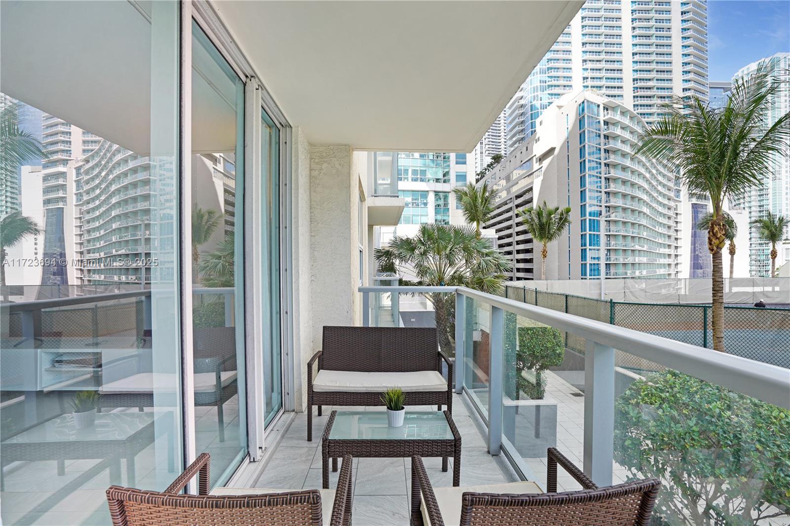 THE MARK ON BRICKELL COND - Residential