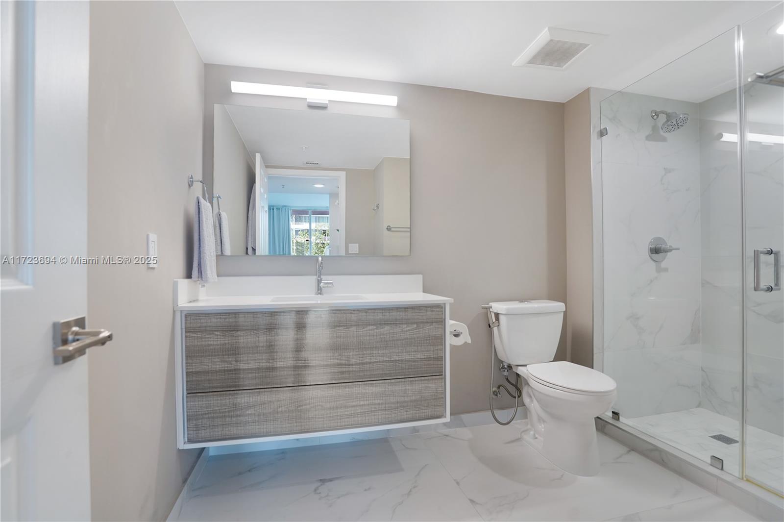 THE MARK ON BRICKELL COND - Residential