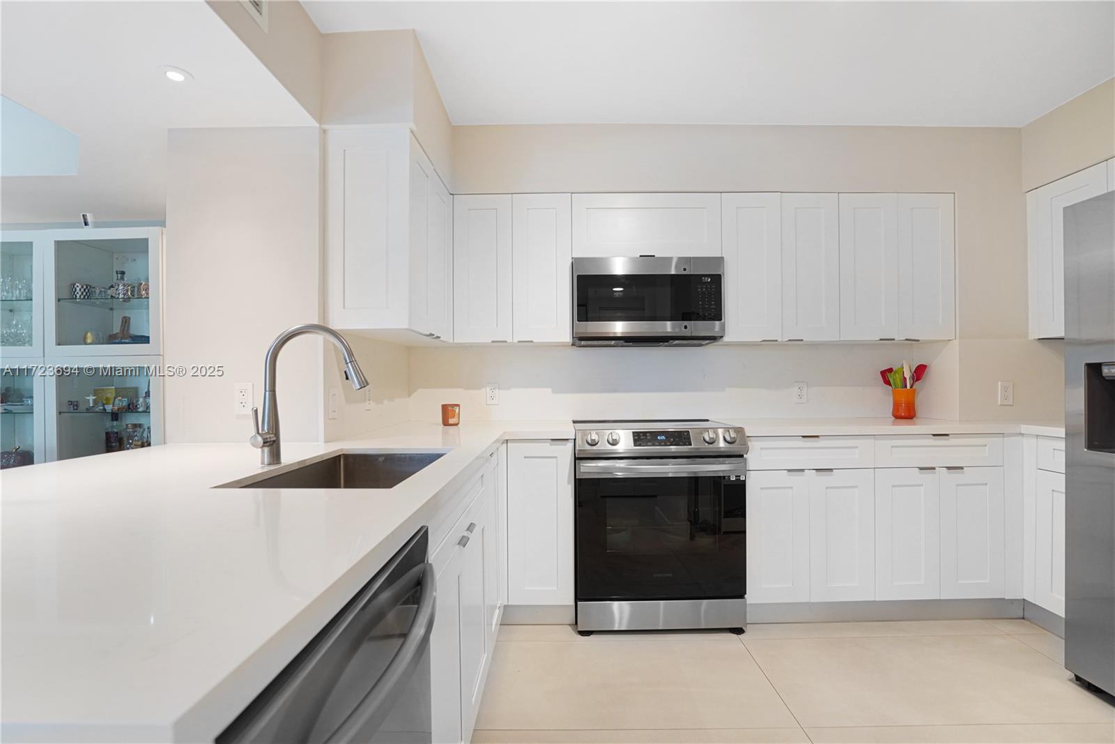 THE MARK ON BRICKELL COND - Residential