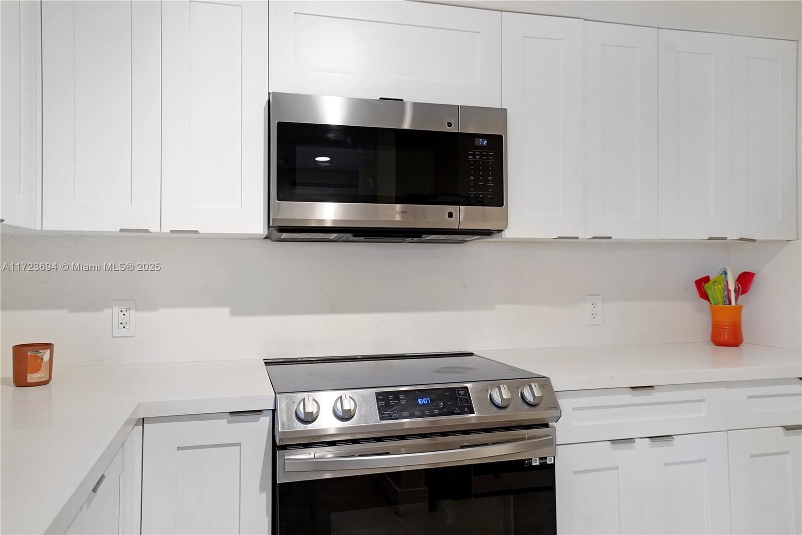 THE MARK ON BRICKELL COND - Residential