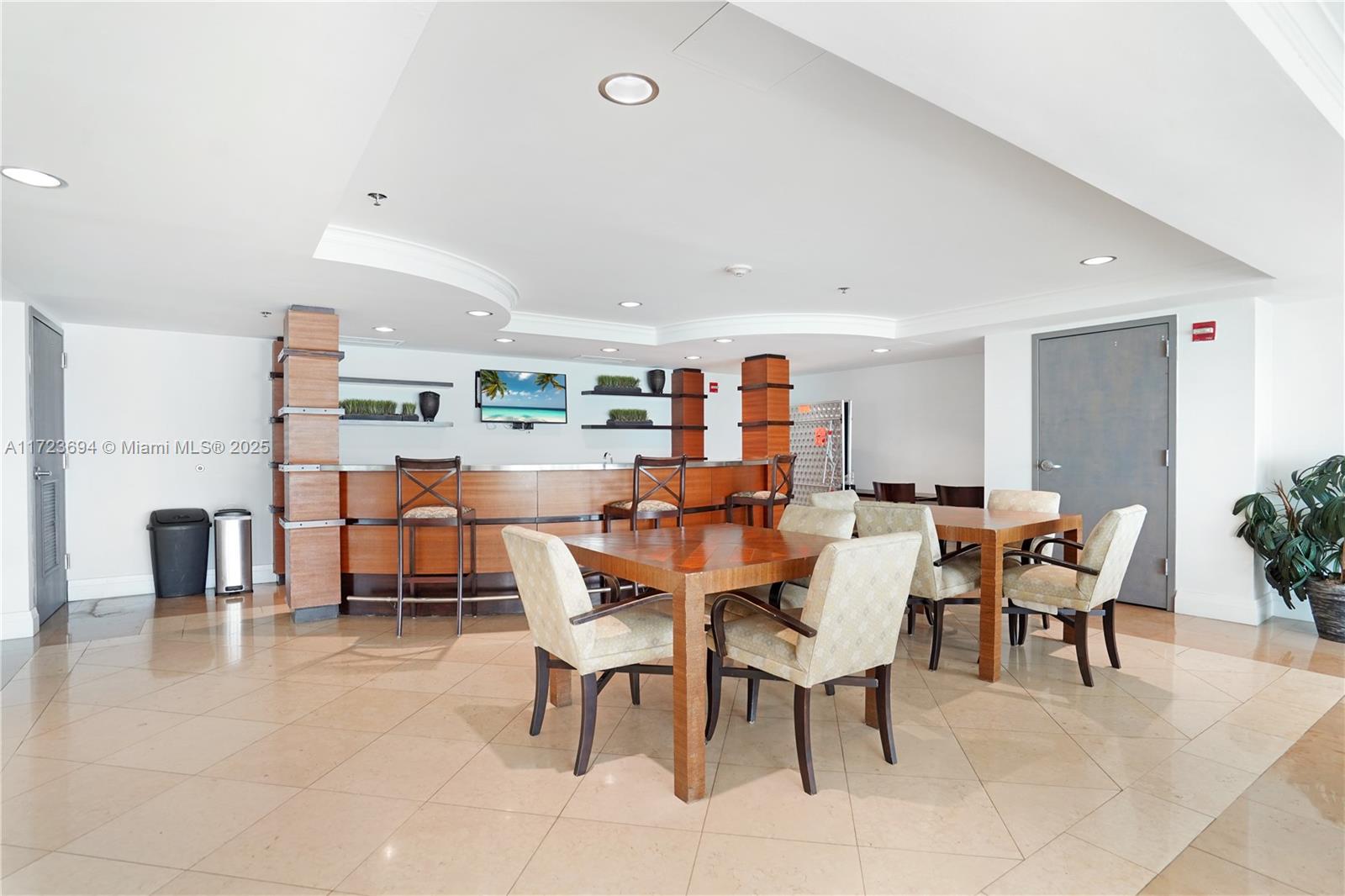 THE MARK ON BRICKELL COND - Residential