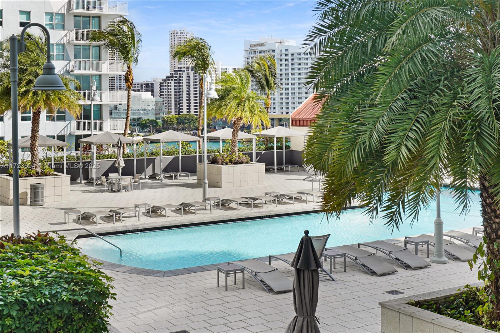 THE MARK ON BRICKELL COND - Residential