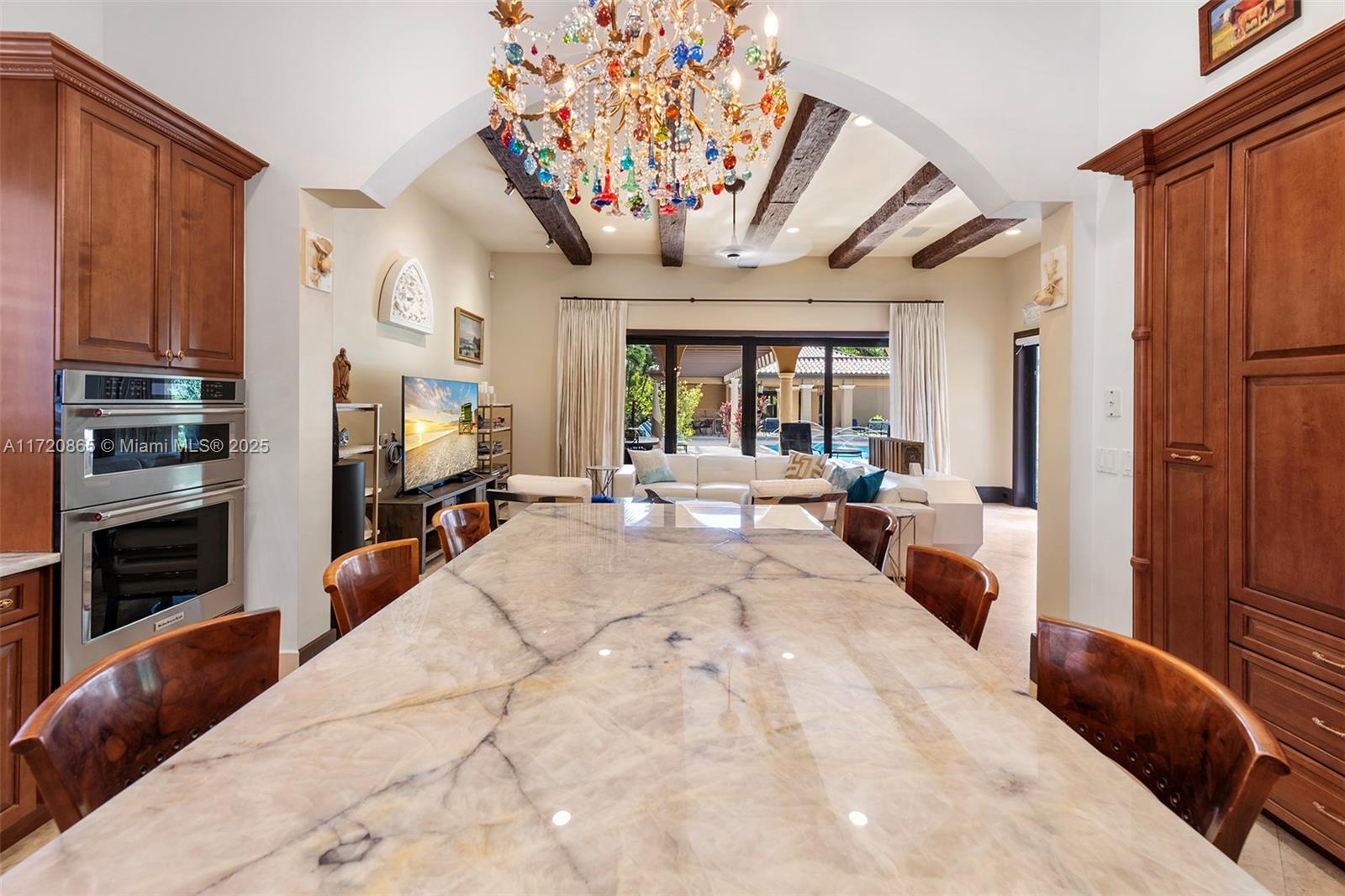 CANEROS OAK - Residential