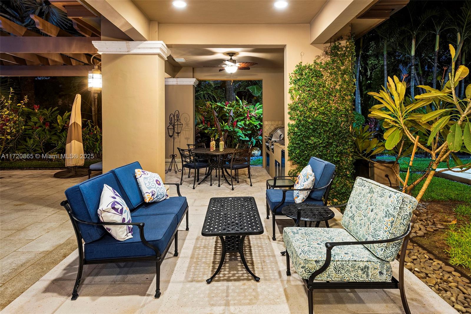 CANEROS OAK - Residential