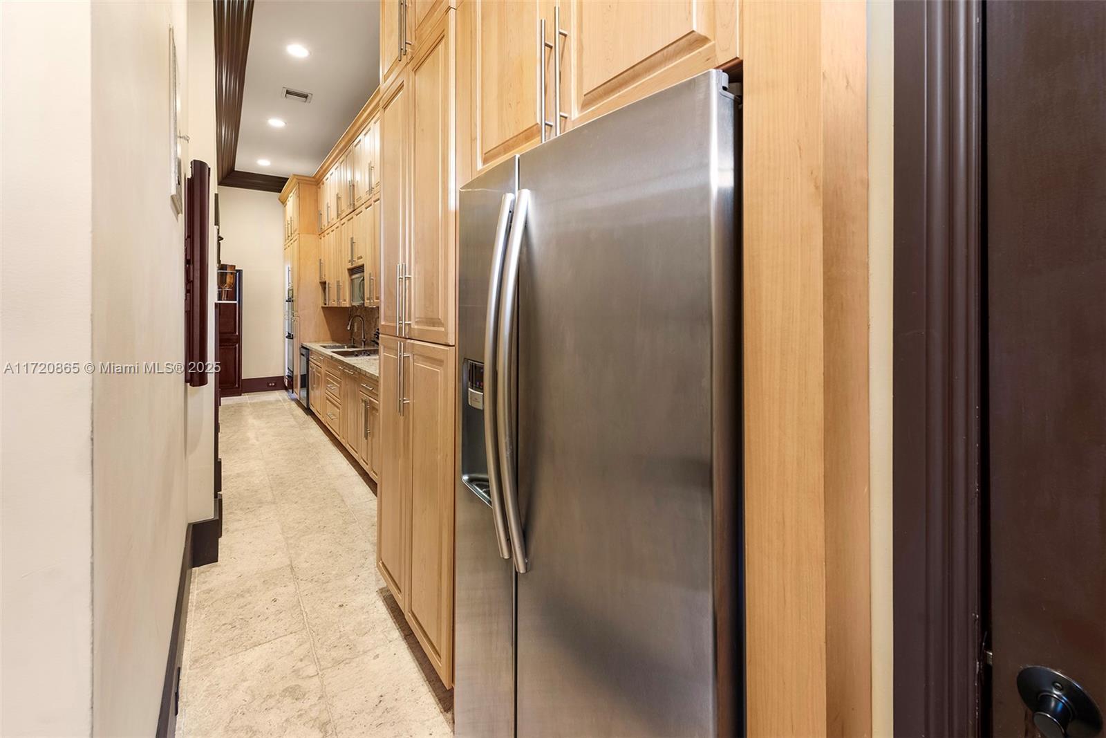 CANEROS OAK - Residential