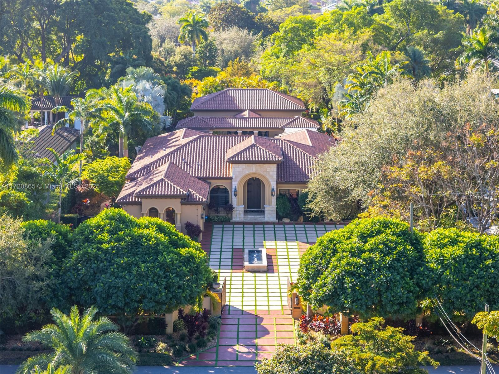 CANEROS OAK - Residential