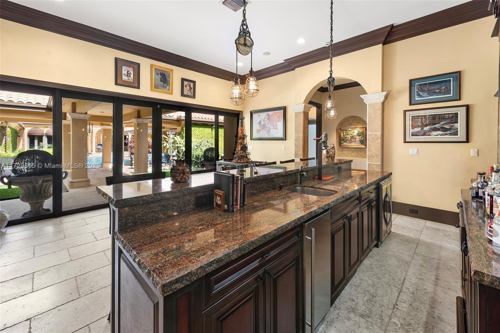 CANEROS OAK - Residential