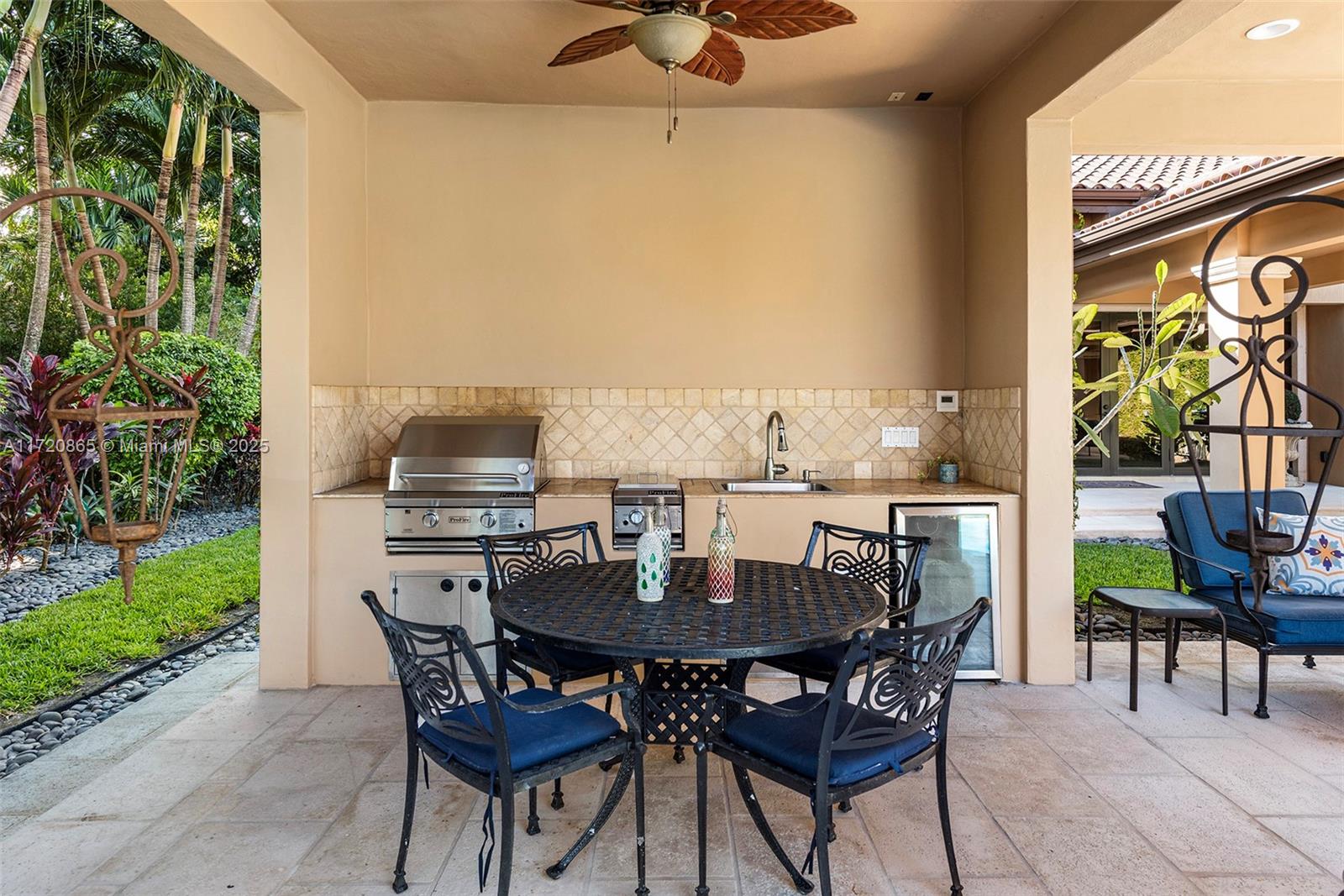 CANEROS OAK - Residential