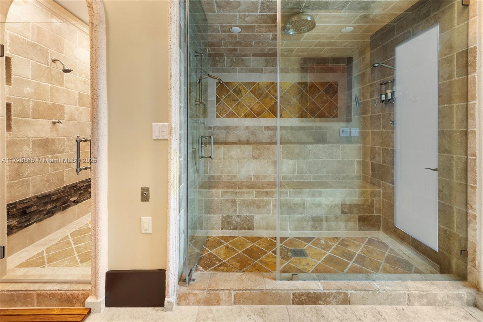 CANEROS OAK - Residential