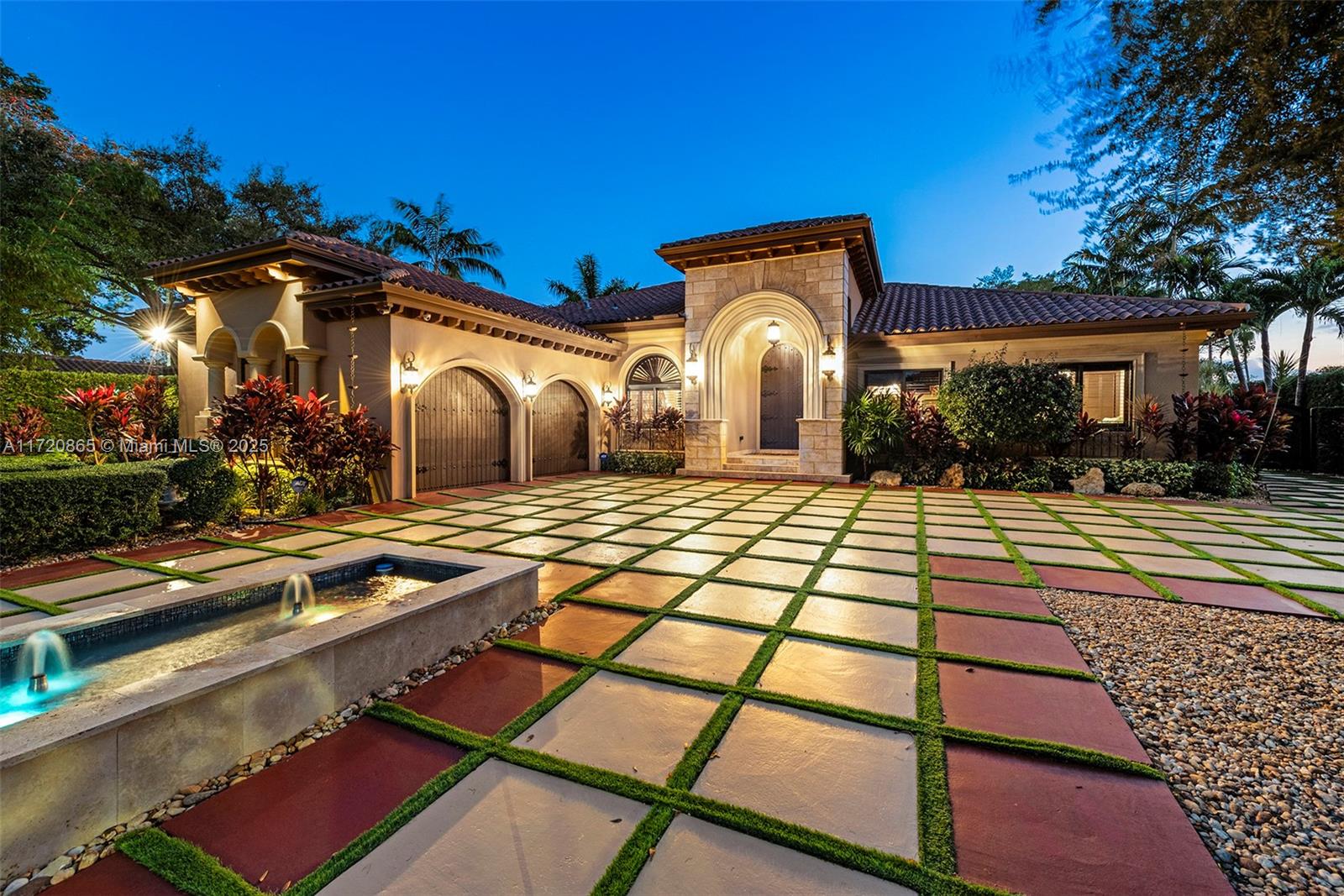 CANEROS OAK - Residential