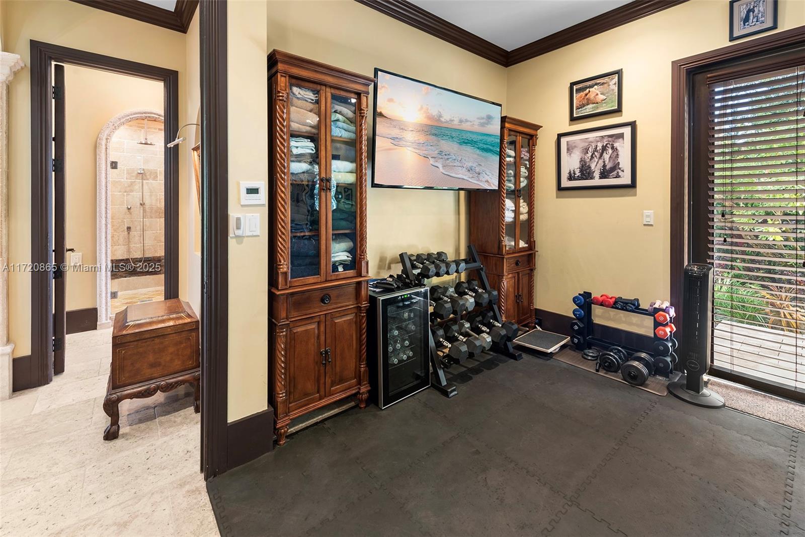 CANEROS OAK - Residential