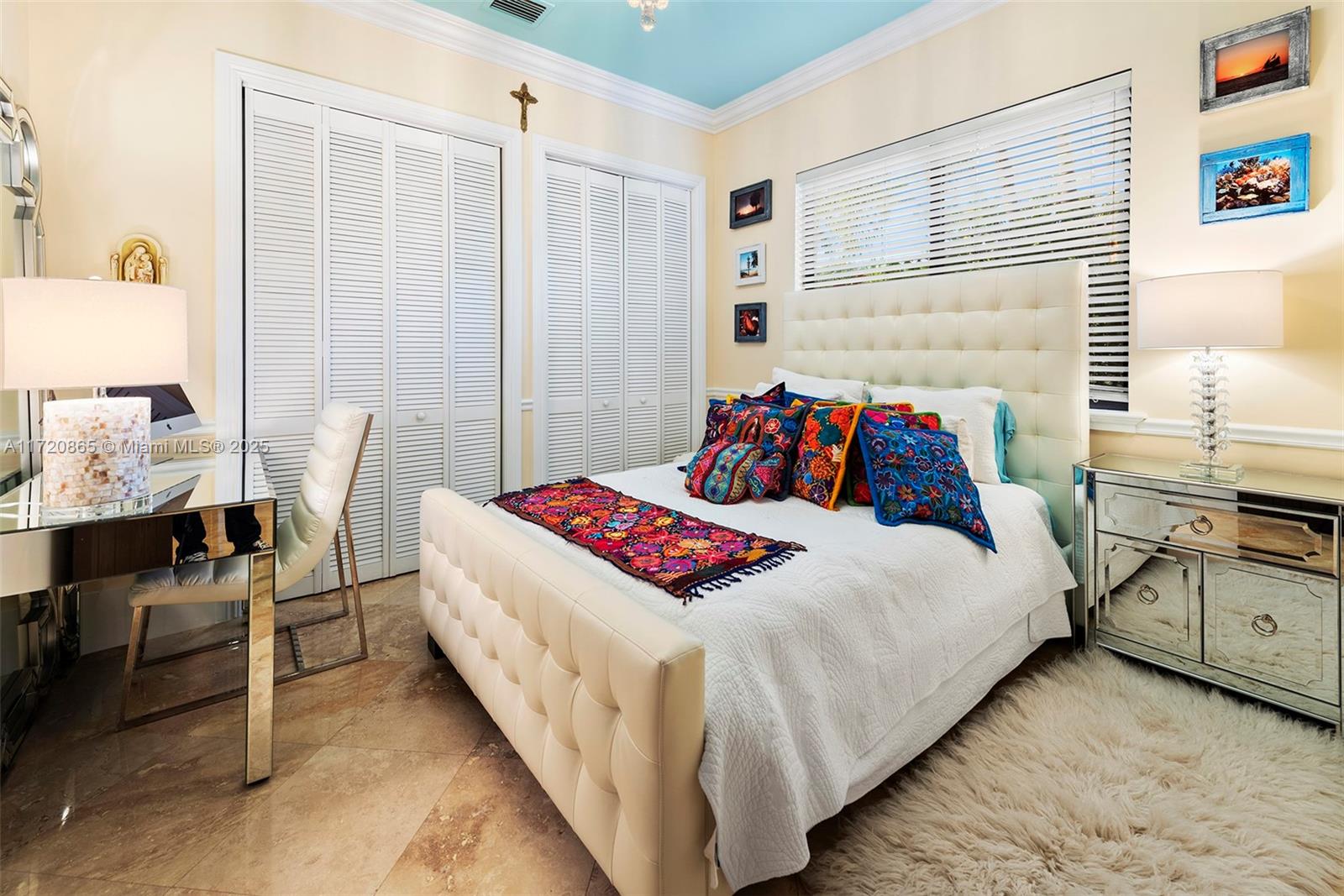 CANEROS OAK - Residential