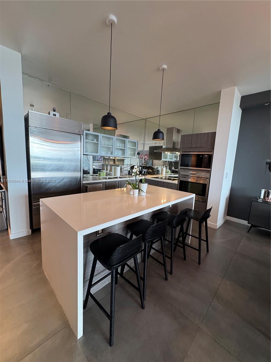 PARAMOUNT BAY CONDO - Residential Lease