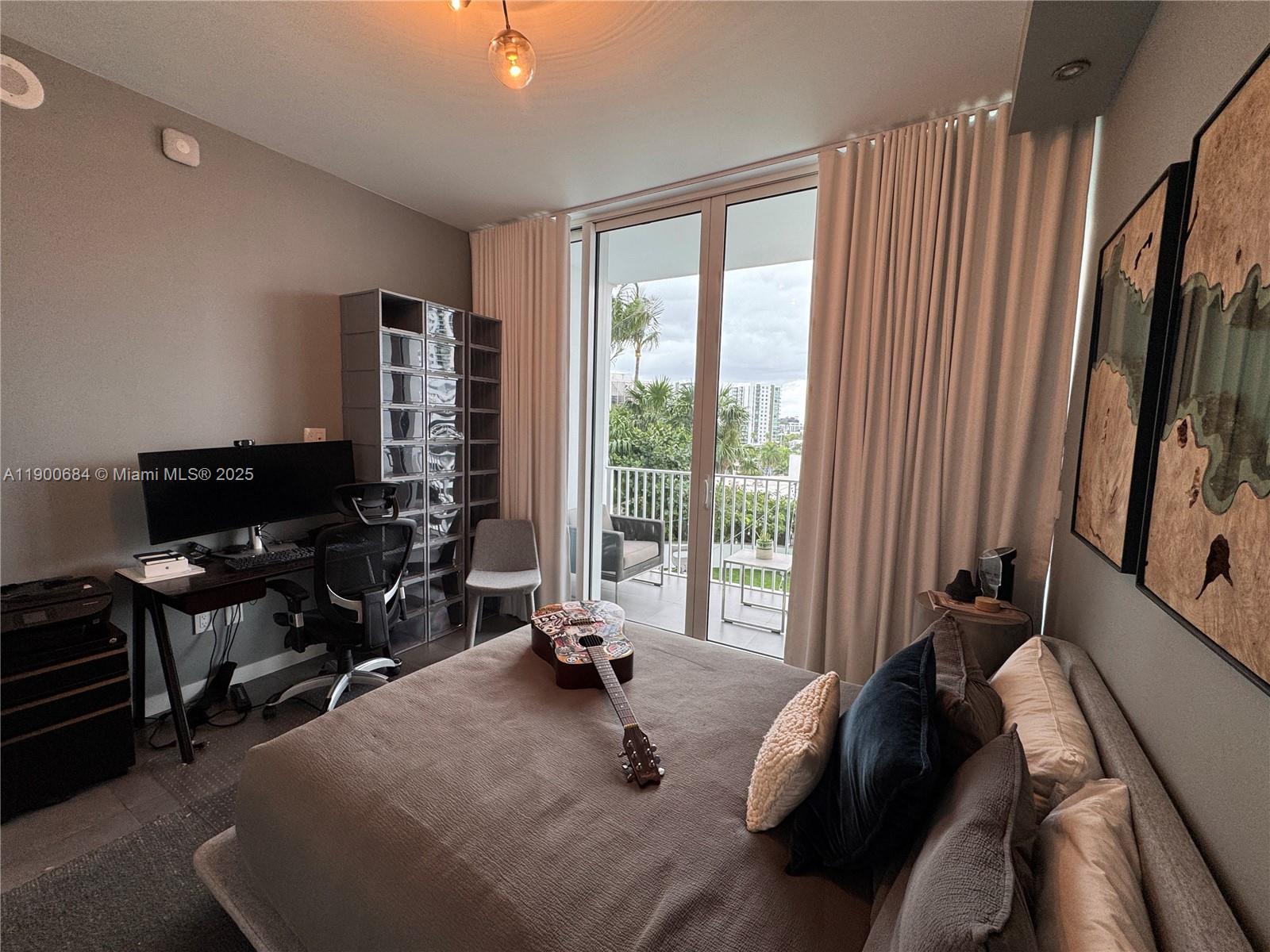 PARAMOUNT BAY CONDO - Residential Lease