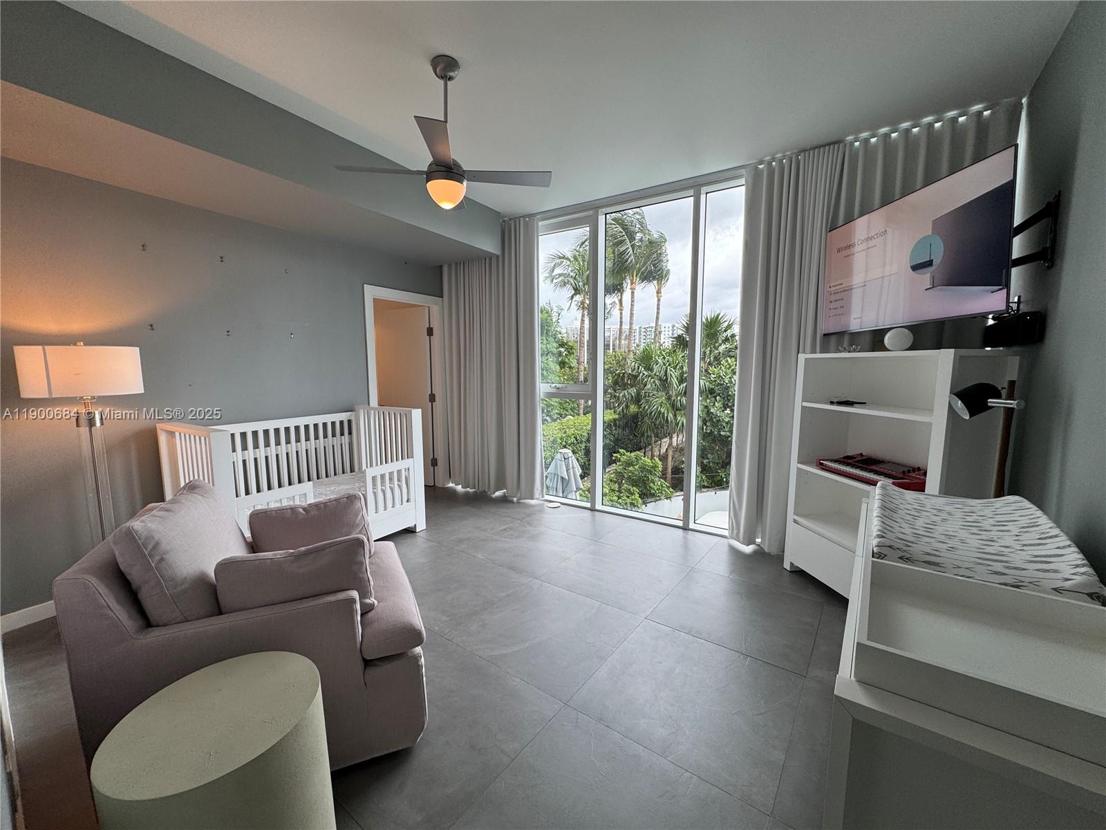 PARAMOUNT BAY CONDO - Residential Lease